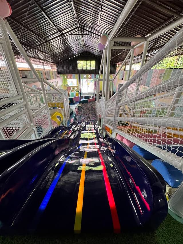 Hexa Playground gallery image 6
